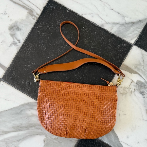 Clare V Tan Leather Shoulder Bag with Woven Texture - Picture 8 of 9